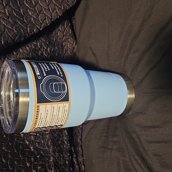 YETI Rambler 30 oz Tumbler - Sky Blue - Picture 4 of 8